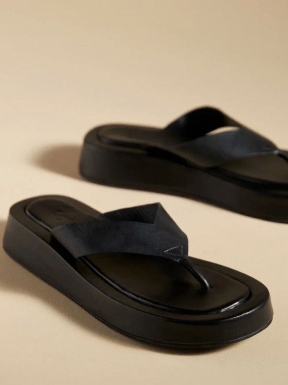 Seychelles black leather platform sandals